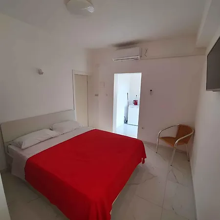 8 Appartamento Vrbnik (Primorje-Gorski Kotar)