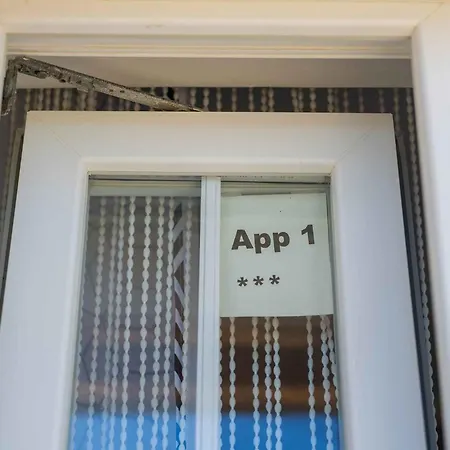 8 Appartement *